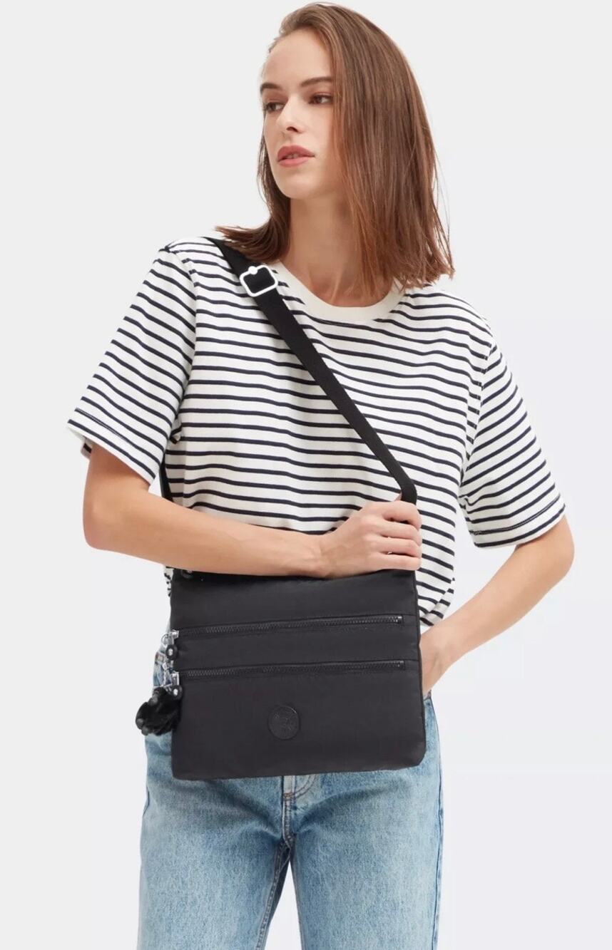 Kipling crossbody purse
